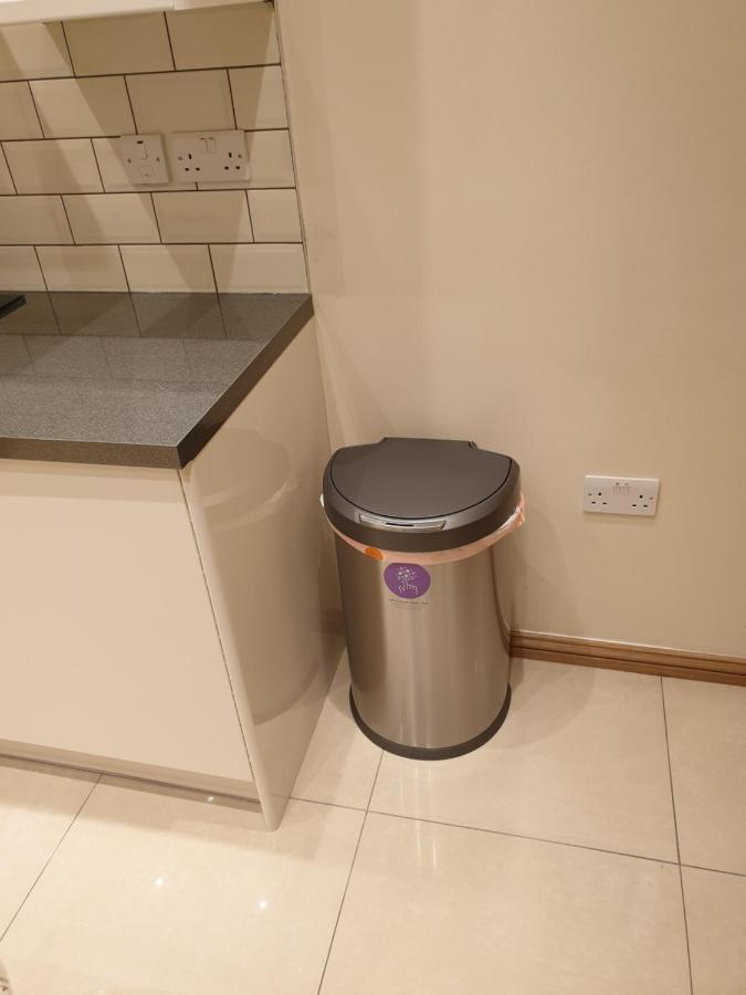 London Luxury Apartments 5 Min Walk From Ilford Station, With Free Parking Free Wifi ภายนอก รูปภาพ
